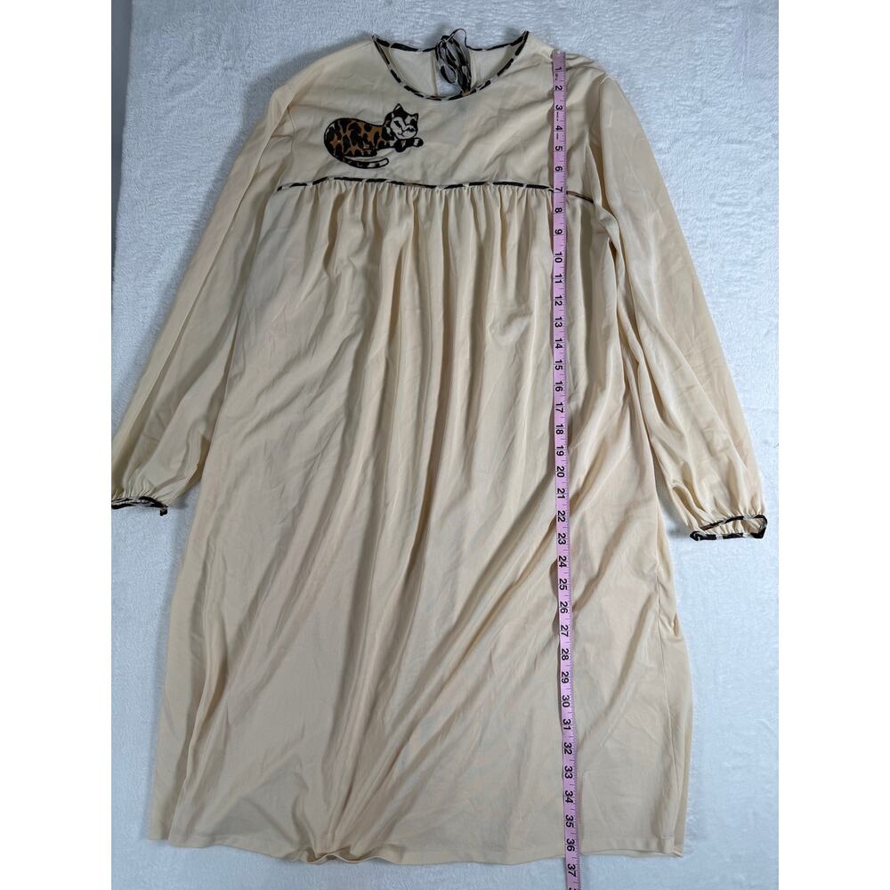 Vintage Vanity Fair Sheer Nightgown with Cat Appliqué Small/Medium - Picture 4 of 9
